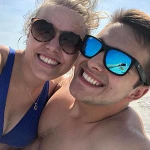 Meet your Posher, Corinne